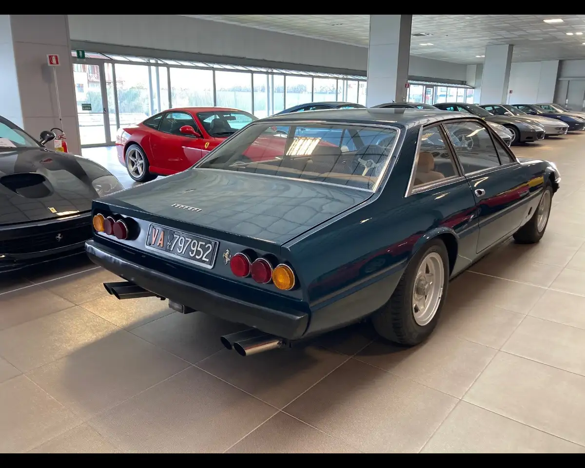 Ferrari 365 GT4 2+2 V12, foto 4