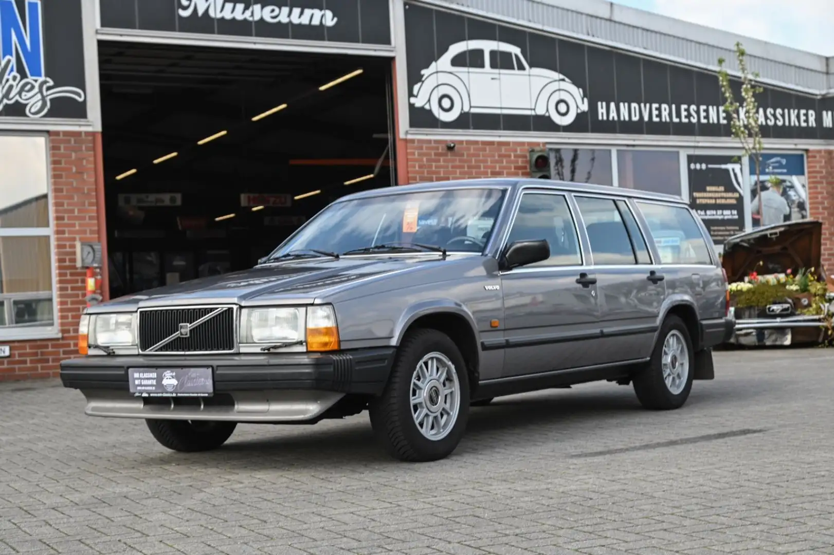 Volvo 740 2.3 GL *1.HAND*OLDTIMER*INKL.GARANTIE* Grau - 1