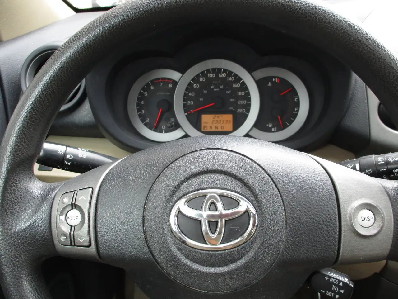 Toyota RAV 4 photo Toyota RAV 4