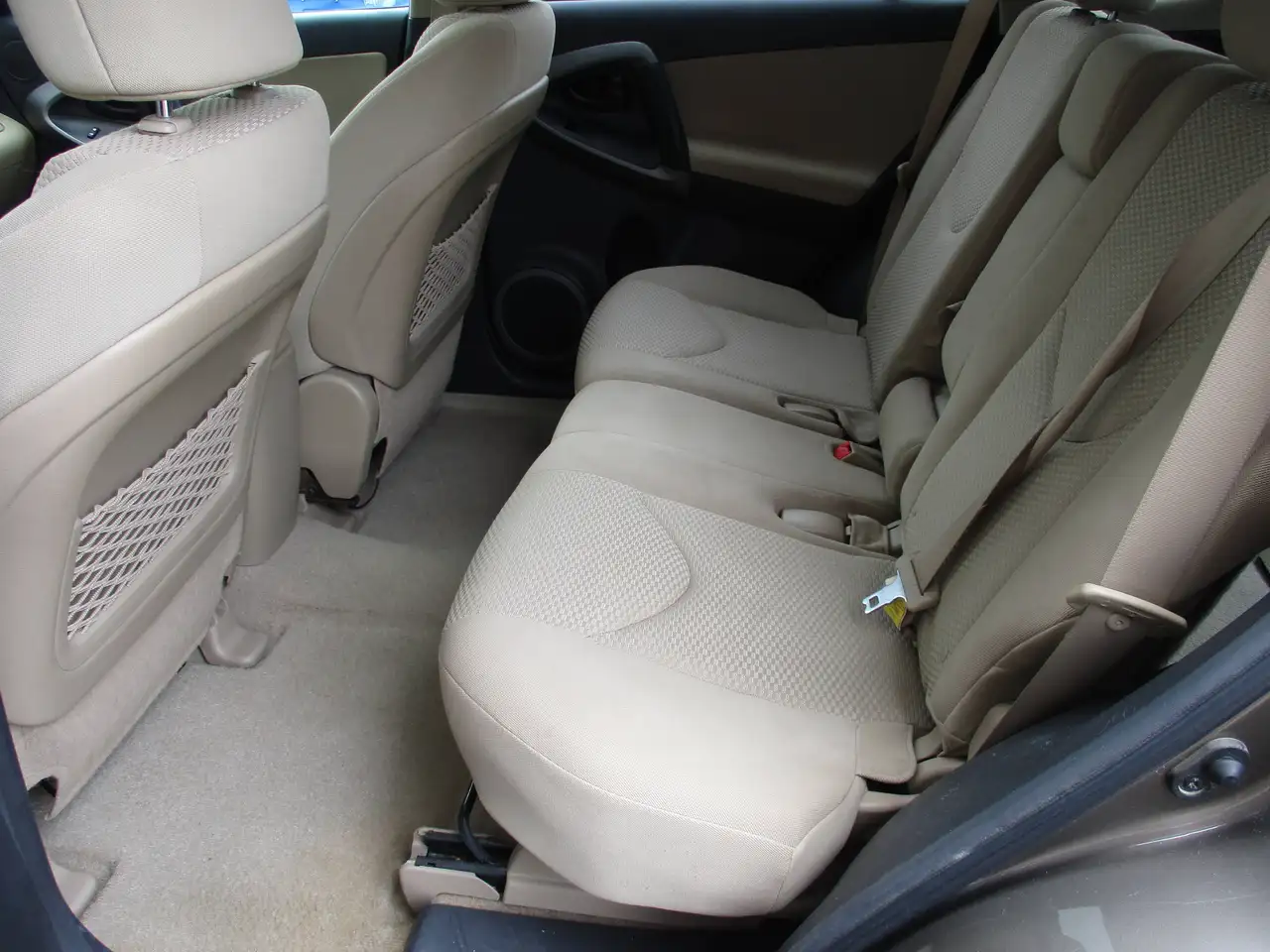 Toyota RAV 4 photo Toyota RAV 4