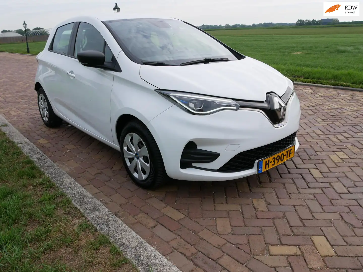 Renault ZOE R110 Life Carshare 52 kWh ** 8599 NETTO ** Wit - 1
