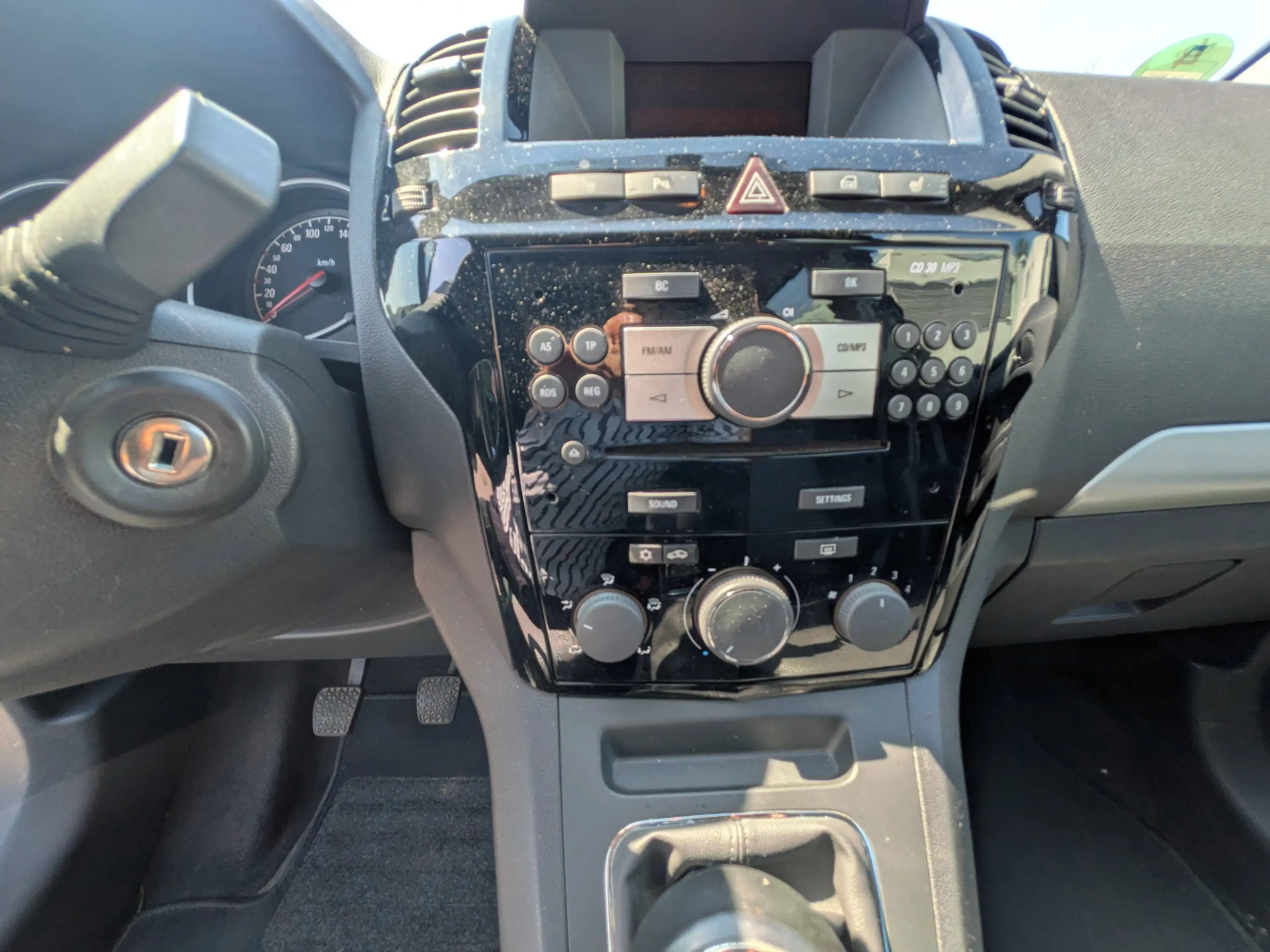 Opel Zafira Design Edition*Tüv neu*7 sitzer*1 Hand — photo 14