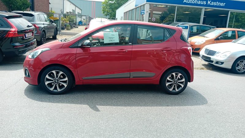 Hyundai i10 iI10 1,0 Fifa"1.Hand,Klimaautomatik,Scheckheft " — photo 2