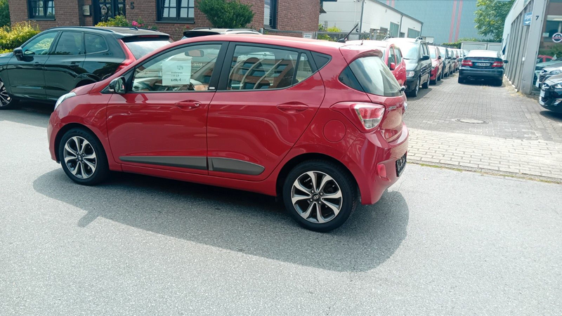 Hyundai i10 iI10 1,0 Fifa"1.Hand,Klimaautomatik,Scheckheft " — photo 4