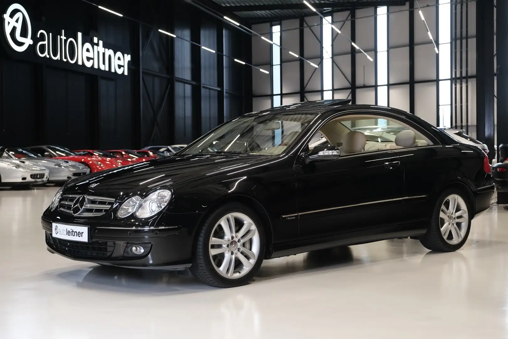 Mercedes-Benz CLK 500 CLK500 Coupe Elegance W209 origineel 60.525 km Černá - 1