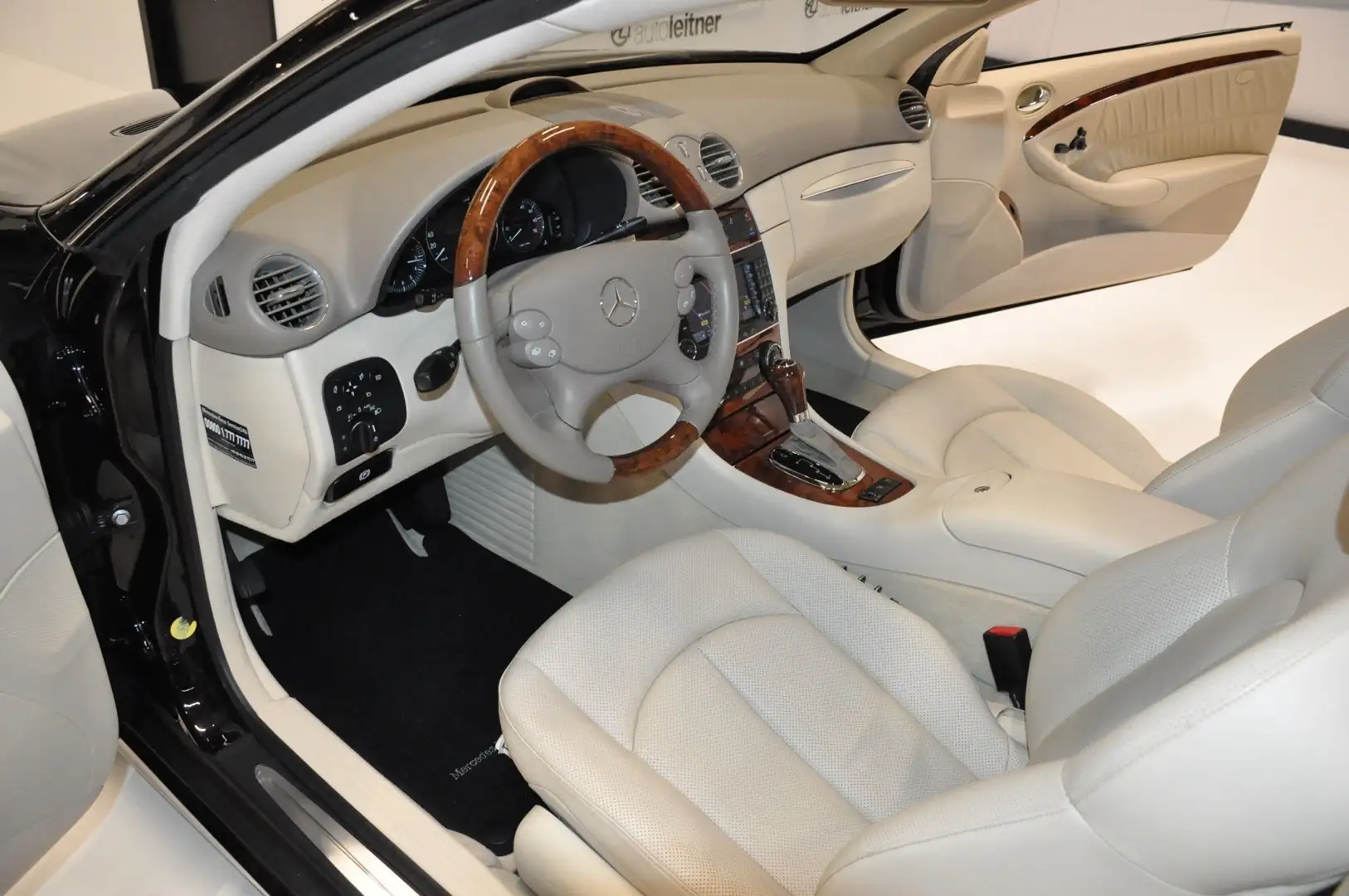 Mercedes-Benz CLK 500 CLK500 Coupe Elegance W209 origineel 60.525 km Černá - 2