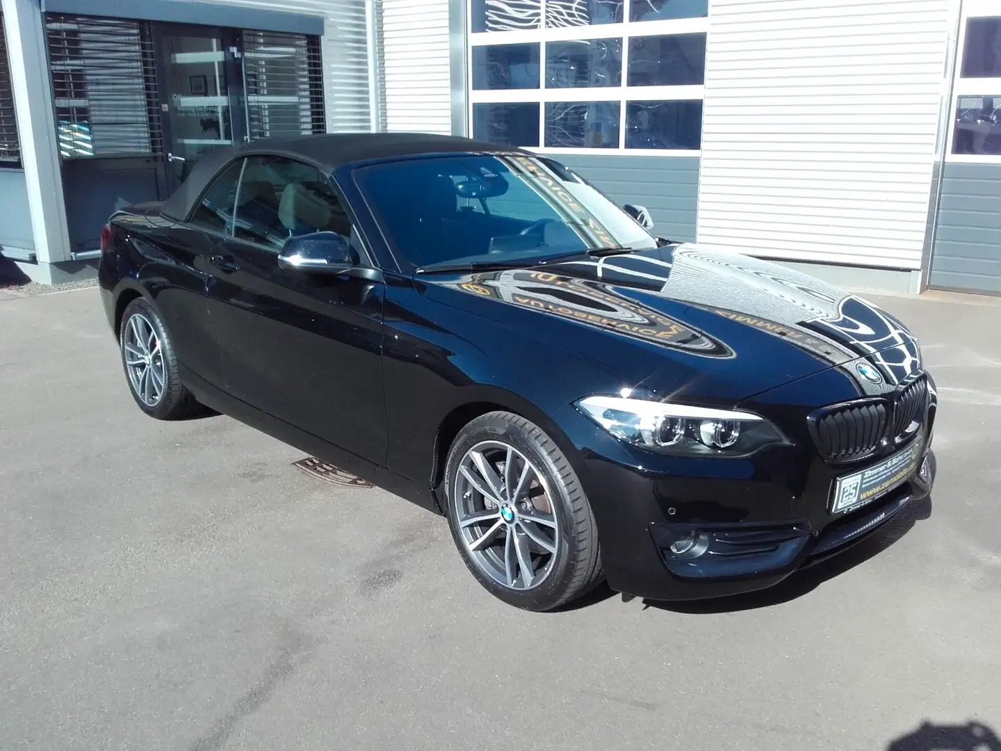 BMW 220 Baureihe 2 Cabrio 220 d Sport Line Noir - 2