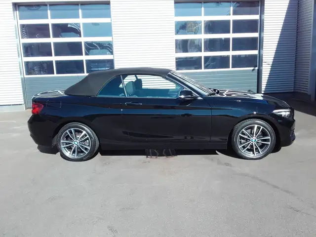 BMW 220 Baureihe 2 Cabrio 220 d Sport Line