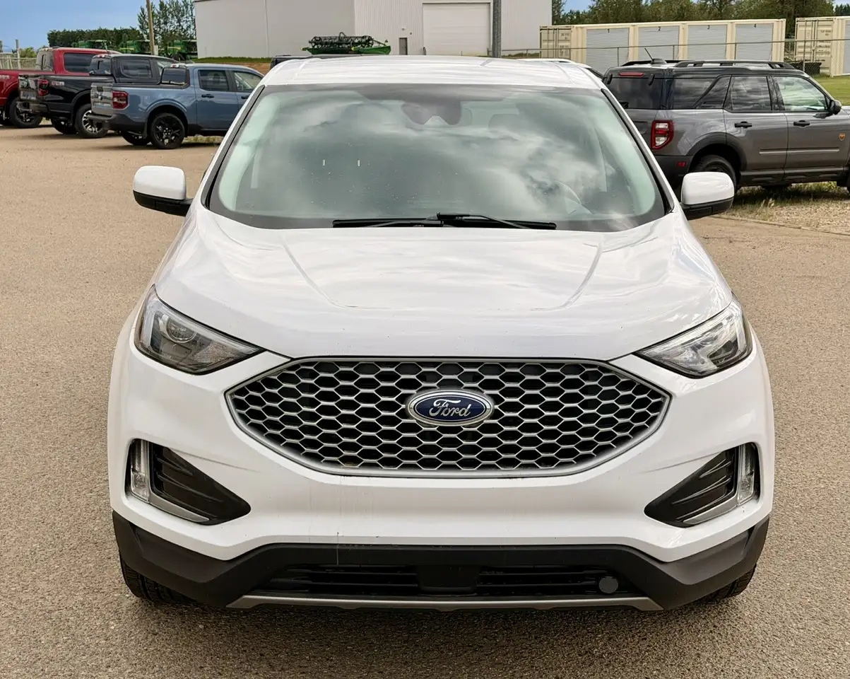 Ford Edge photo Ford Edge