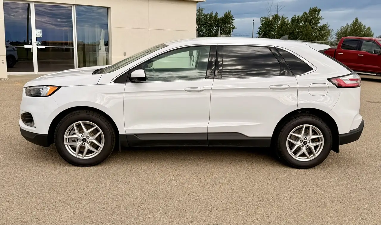 Ford Edge photo Ford Edge