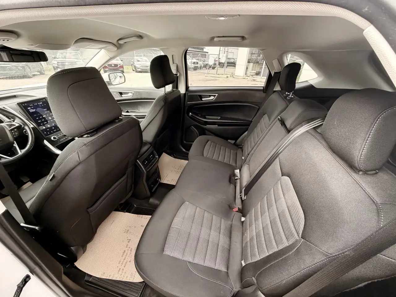 Ford Edge photo Ford Edge