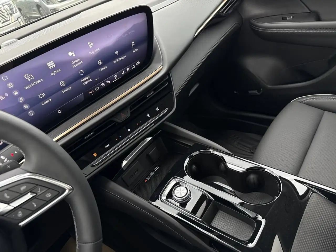 Buick Envision снимка Buick Envision