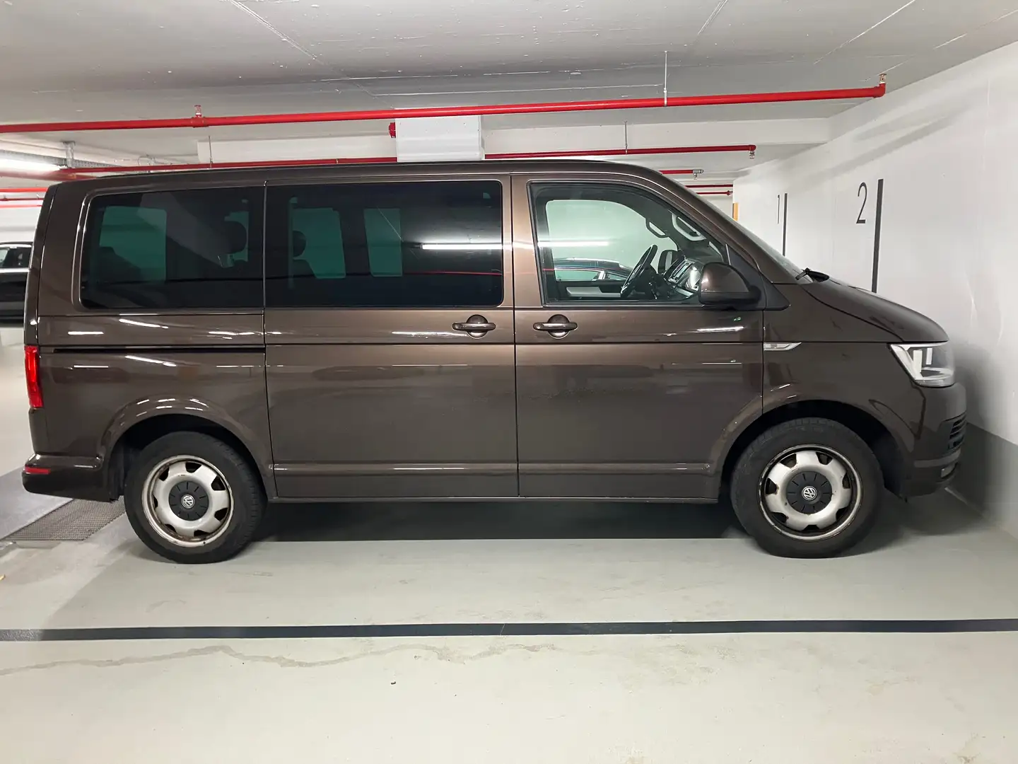 Volkswagen T6 Multivan Multivan Kurz Comfortline Braun - 1