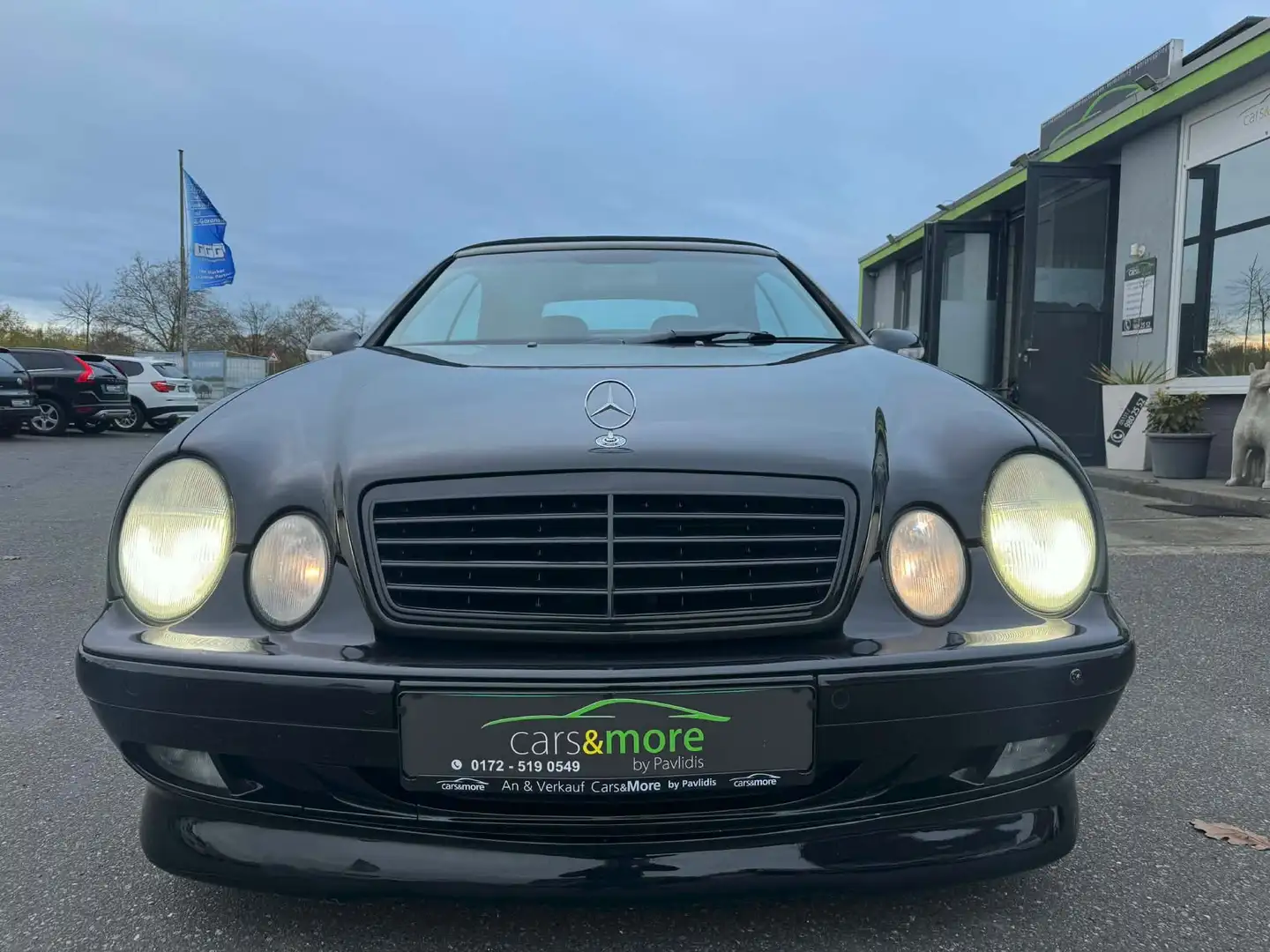 Mercedes-Benz CLK 320 CLK-Klasse Cabrio Avantgarde Noir - 2