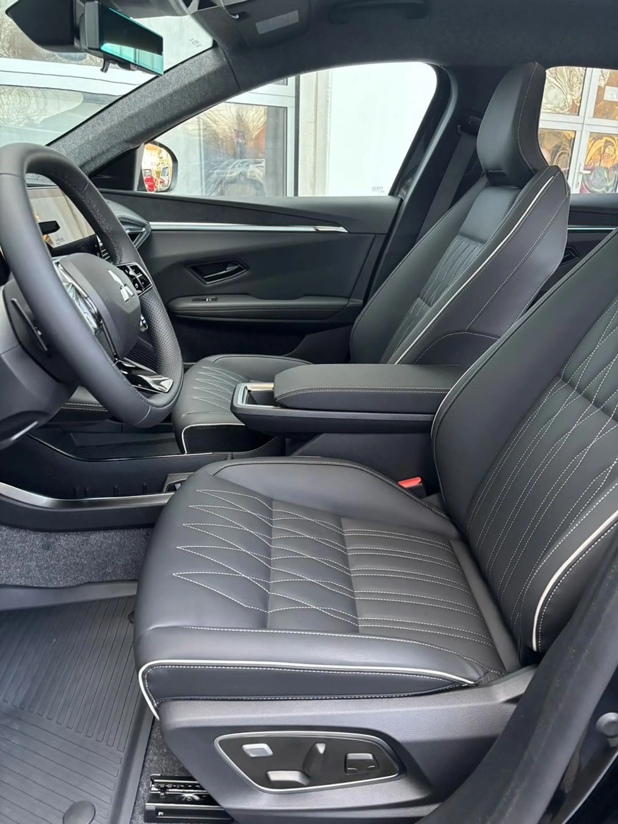 Mitsubishi Eclipse Cross 160 kW Diamant Top — photo 14