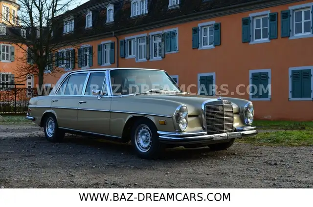 Mercedes-Benz 300 SEL 6.3 Ltr. W109