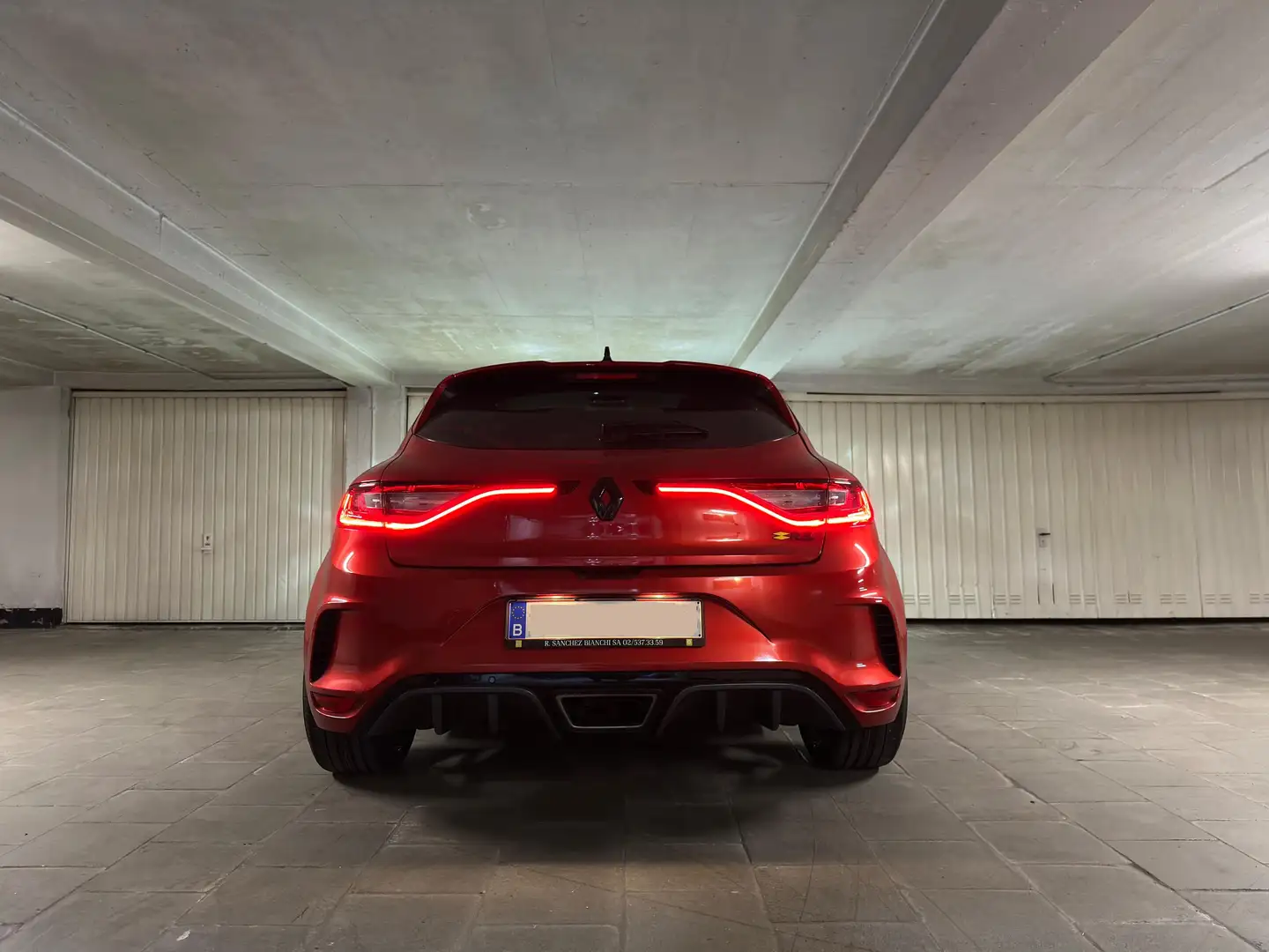 Renault Megane 1.8 tce RS Trophy 300cv - 2