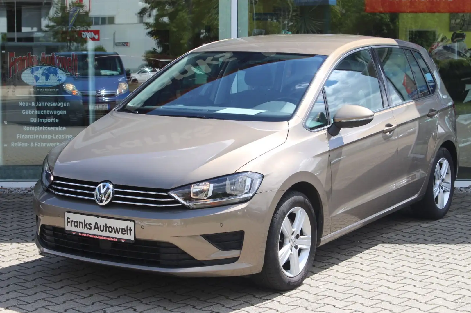 Volkswagen Golf Sportsvan Gold - 2