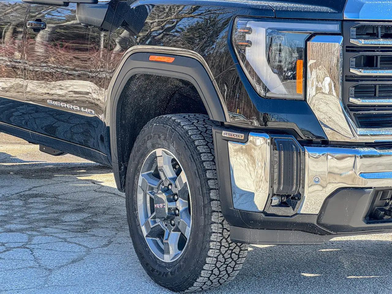 GMC Sierra 2500HD снимка GMC Sierra 2500HD