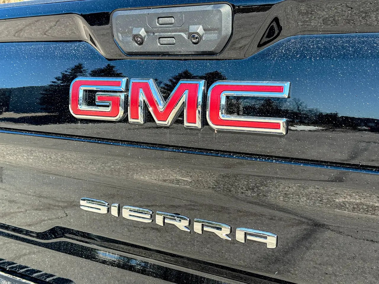 GMC Sierra 2500HD снимка GMC Sierra 2500HD