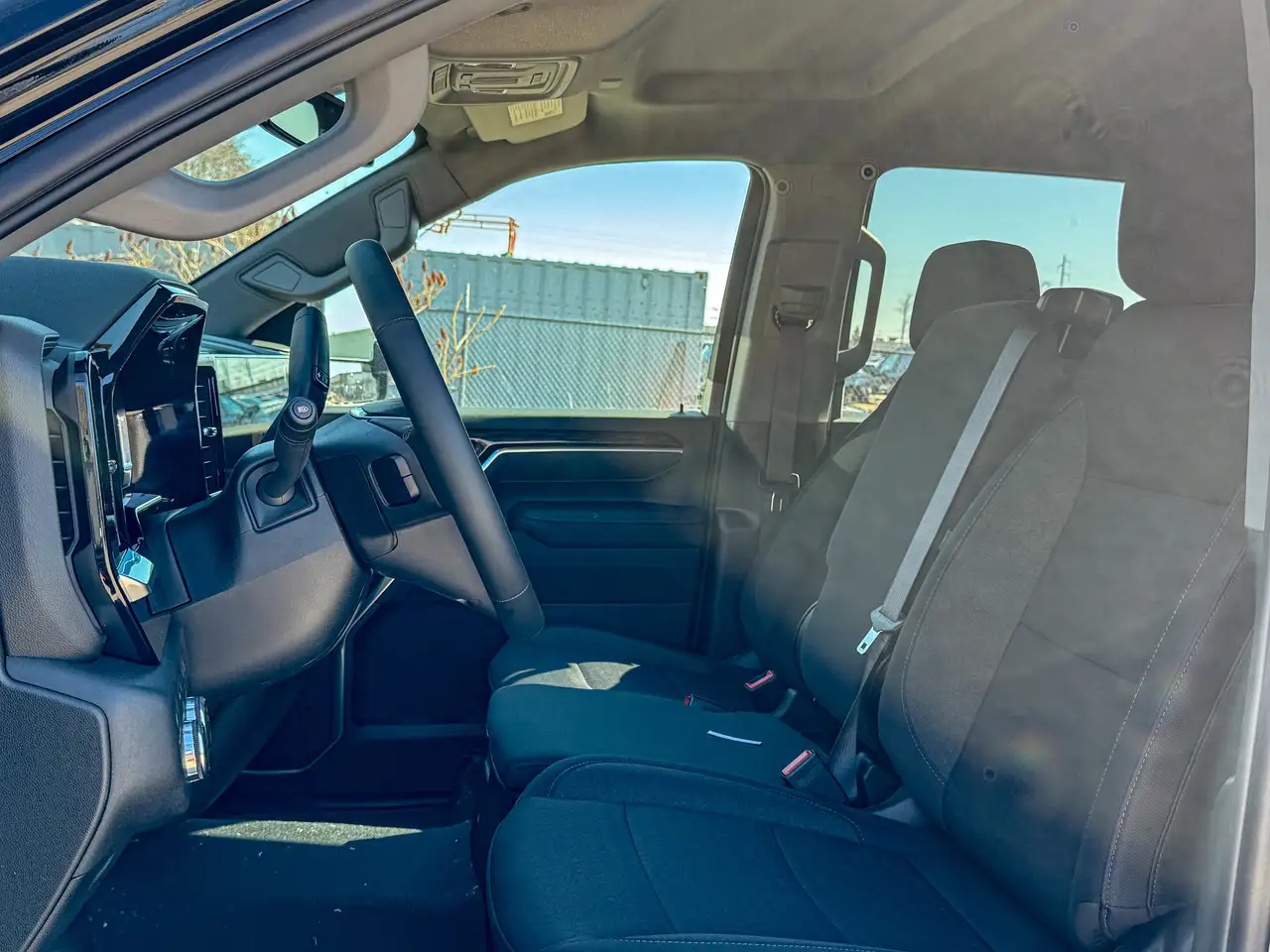 GMC Sierra 2500HD снимка GMC Sierra 2500HD