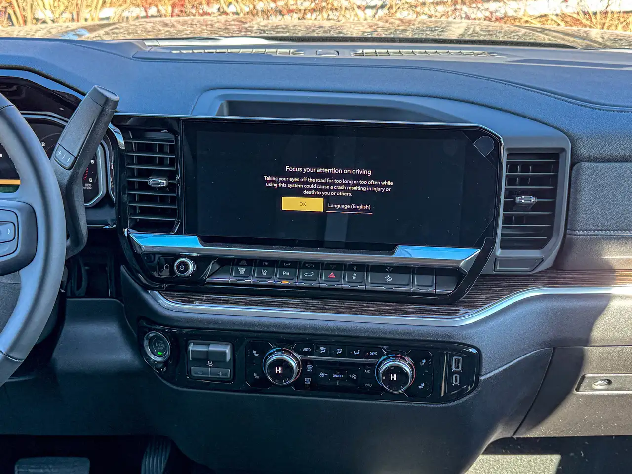 GMC Sierra 2500HD снимка GMC Sierra 2500HD