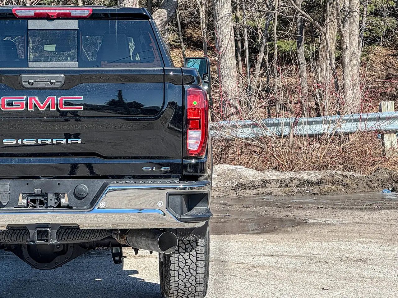 GMC Sierra 2500HD снимка GMC Sierra 2500HD