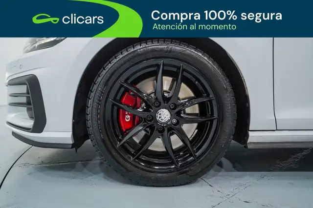 Volkswagen Golf view 11