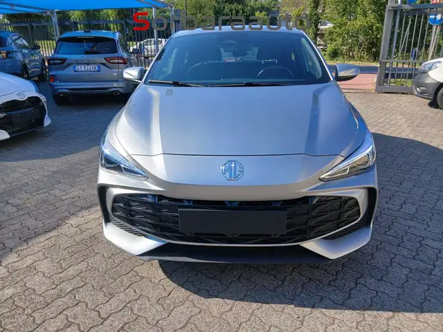 MG MG3 view 7