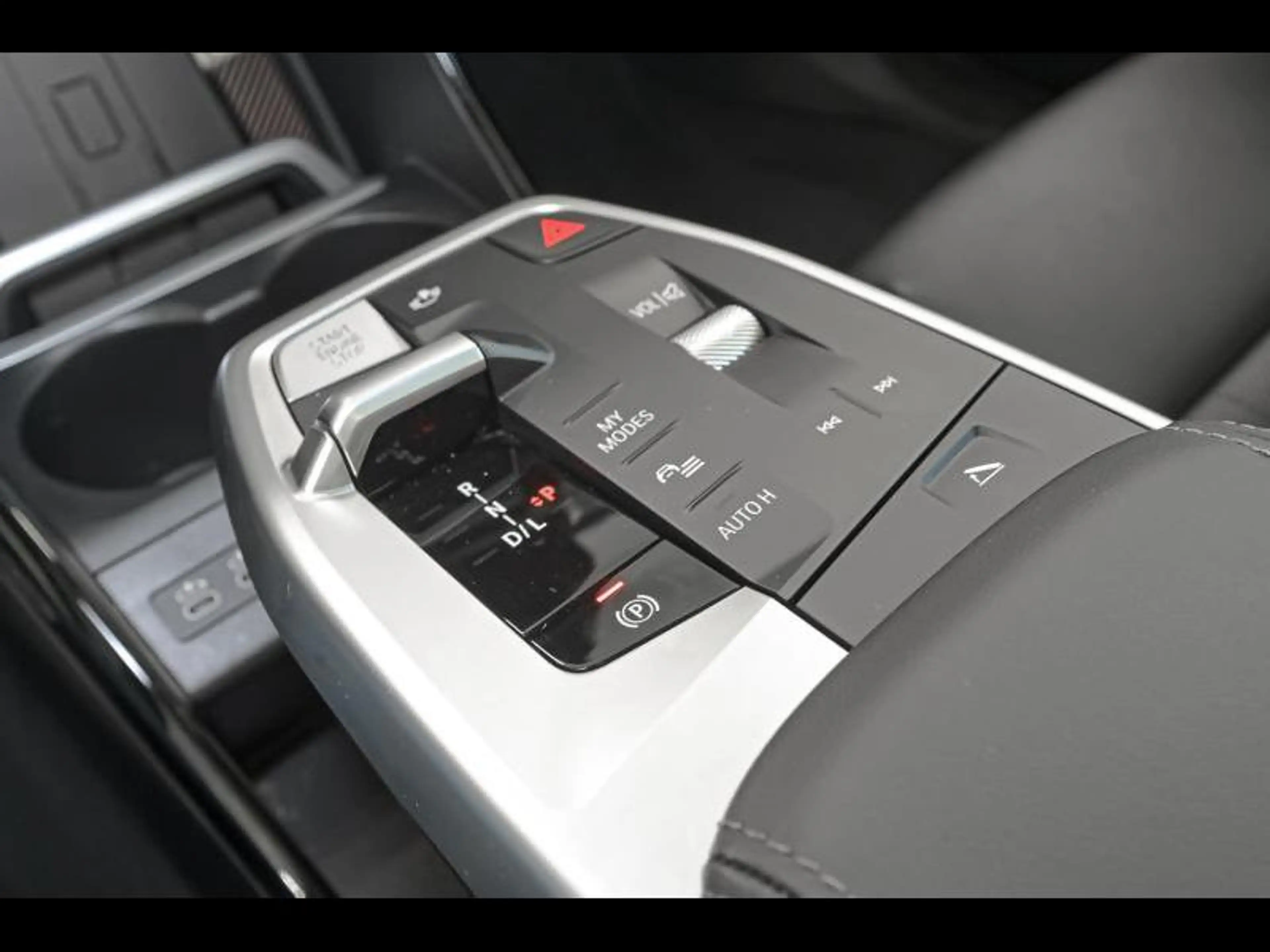 BMW 216 i Active Tourer - Luxury Line — photo 11