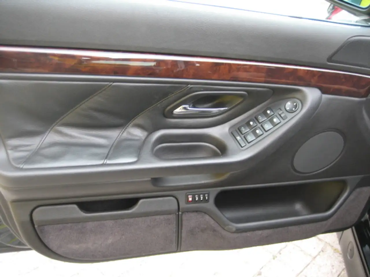 BMW 728 728i, foto 6