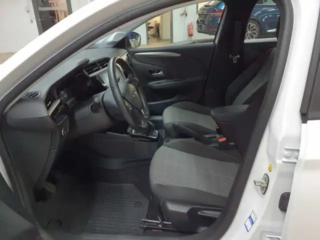 Opel Corsa view 7