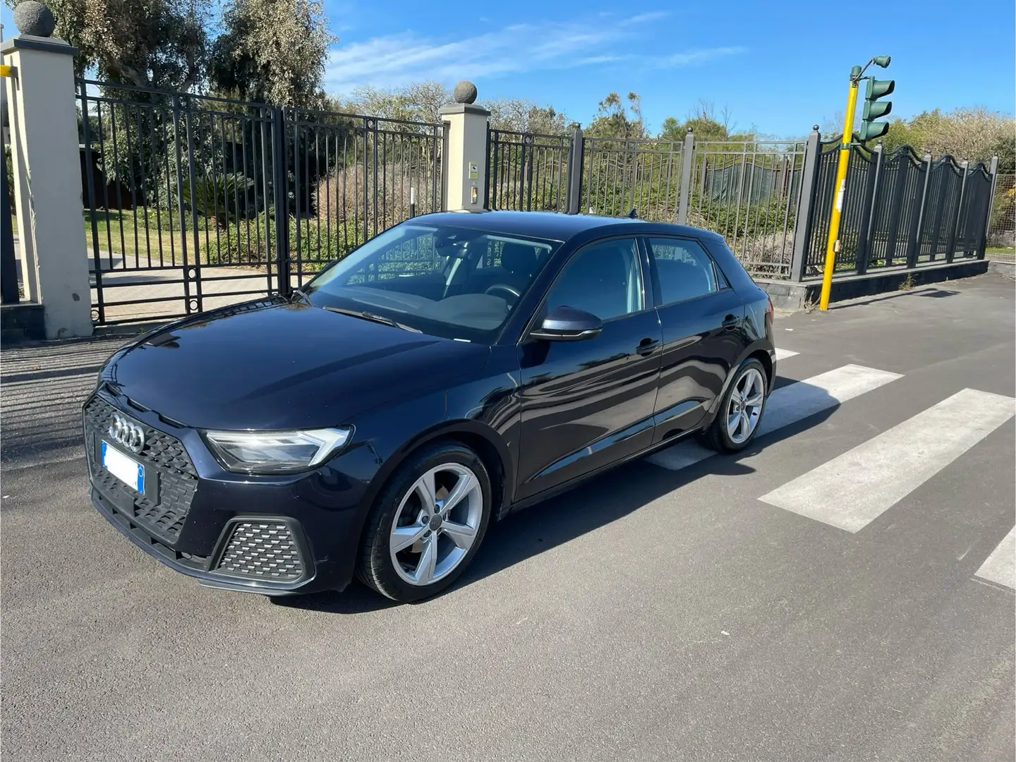 Audi A1 Sportback 30 1.0 tfsi Advanced s-tronic - 1