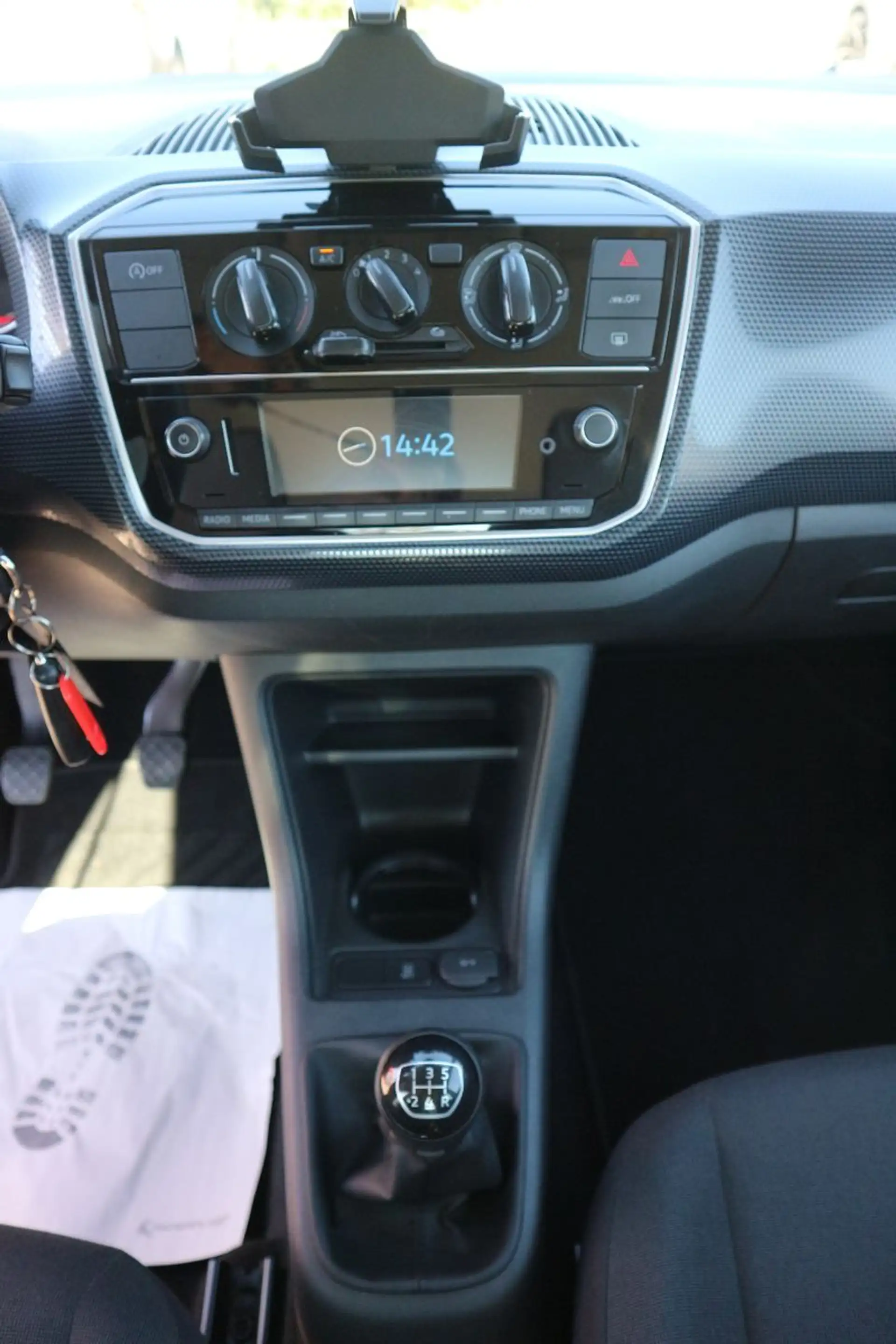 Volkswagen up! 1.0 MPI Klima 4-Türer Kamera PDC Tempomat — photo 10