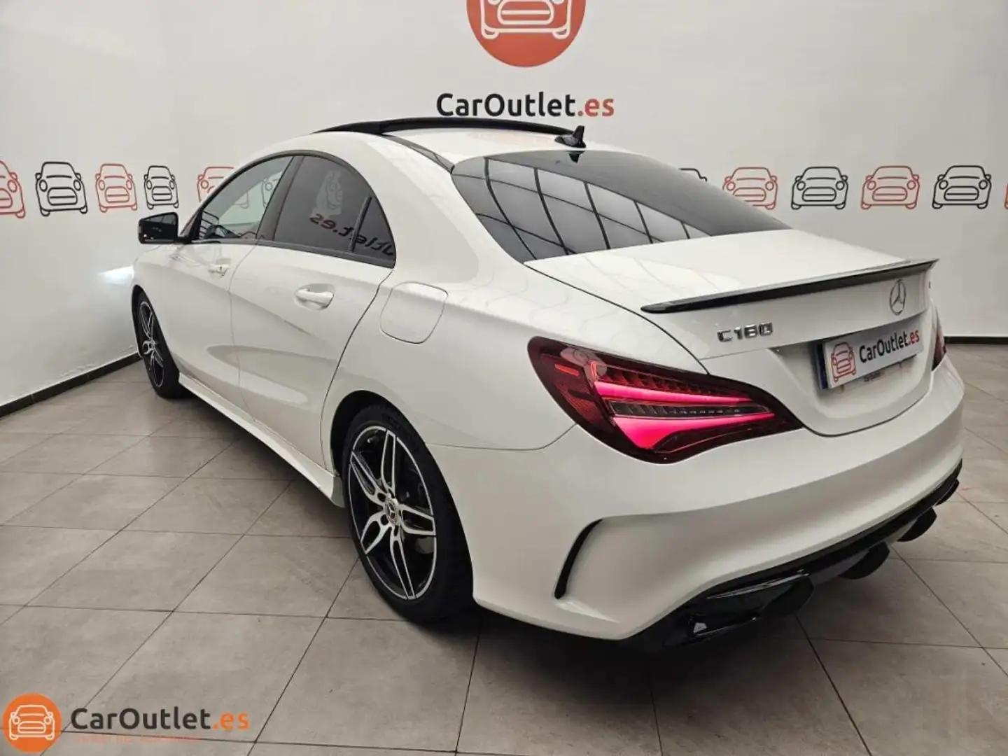 Mercedes-Benz CLA 180 7G-DCT Blanco - 2