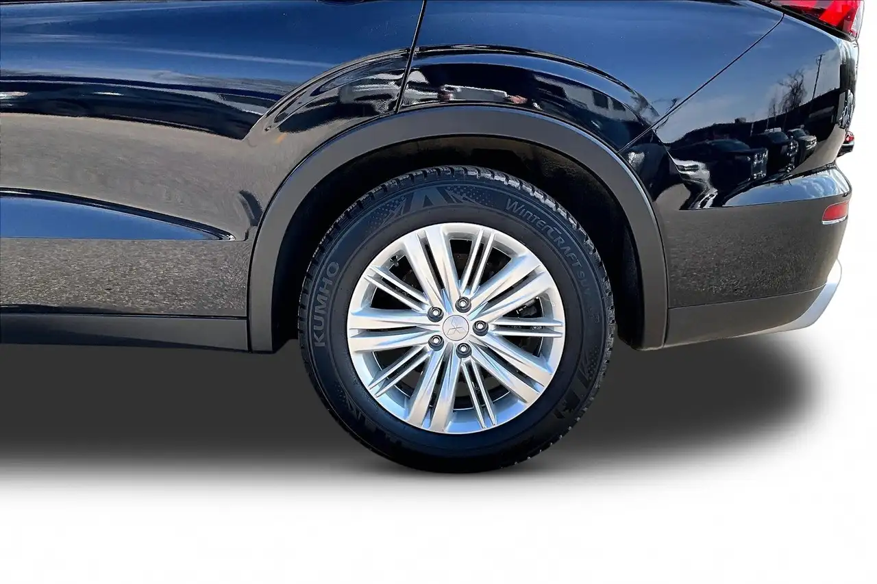 Mitsubishi Outlander снимка Mitsubishi Outlander