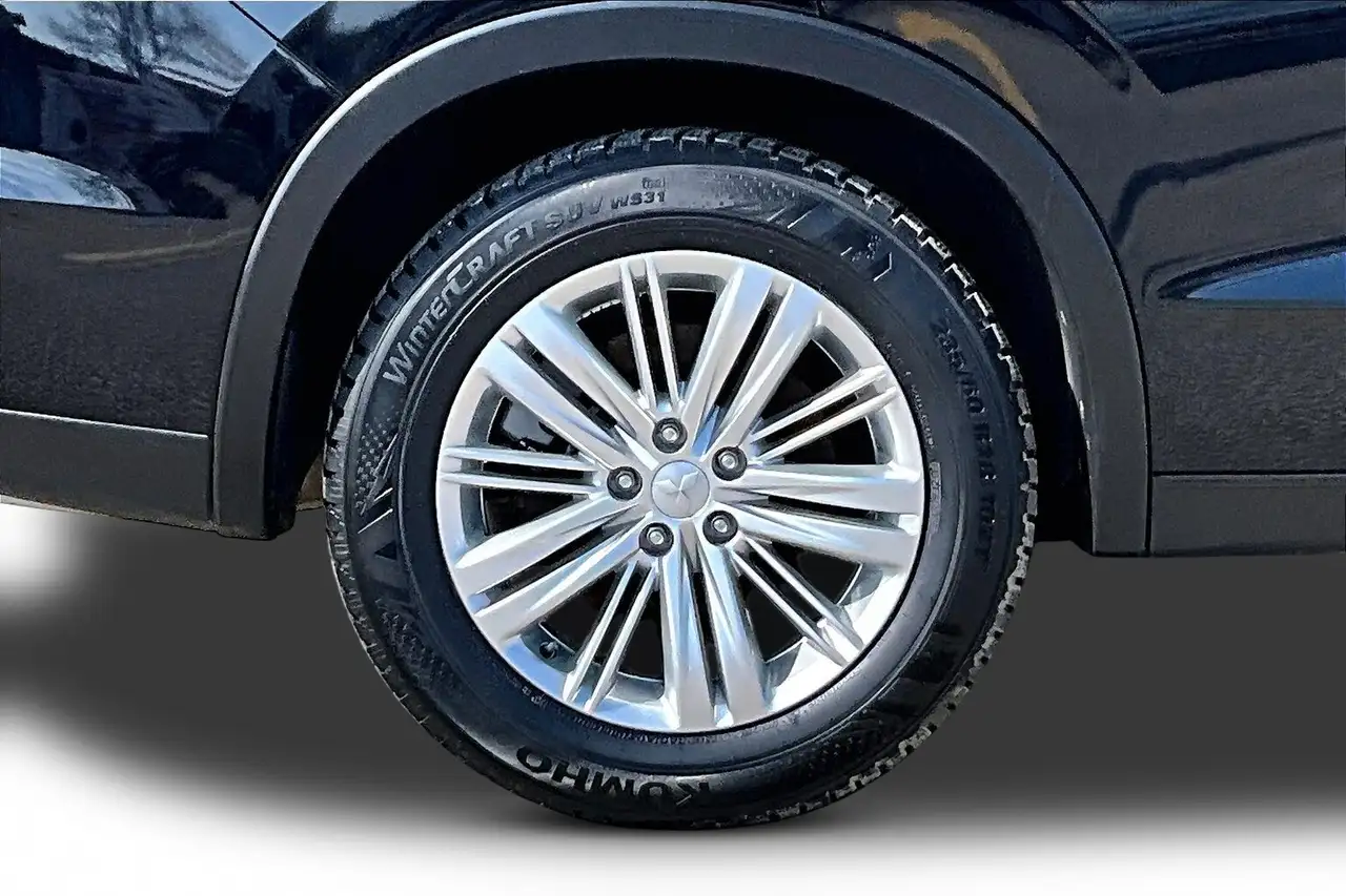 Mitsubishi Outlander снимка Mitsubishi Outlander