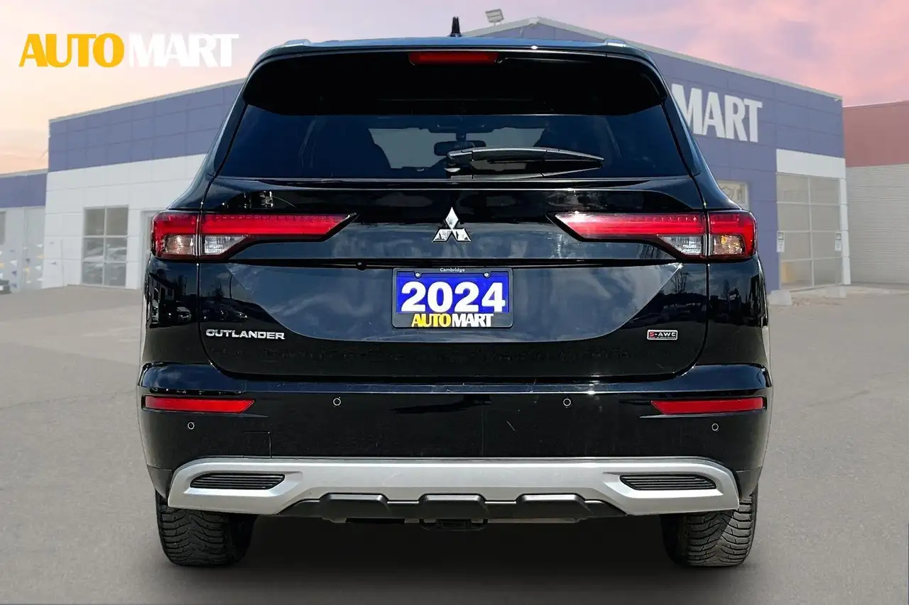 Mitsubishi Outlander снимка Mitsubishi Outlander