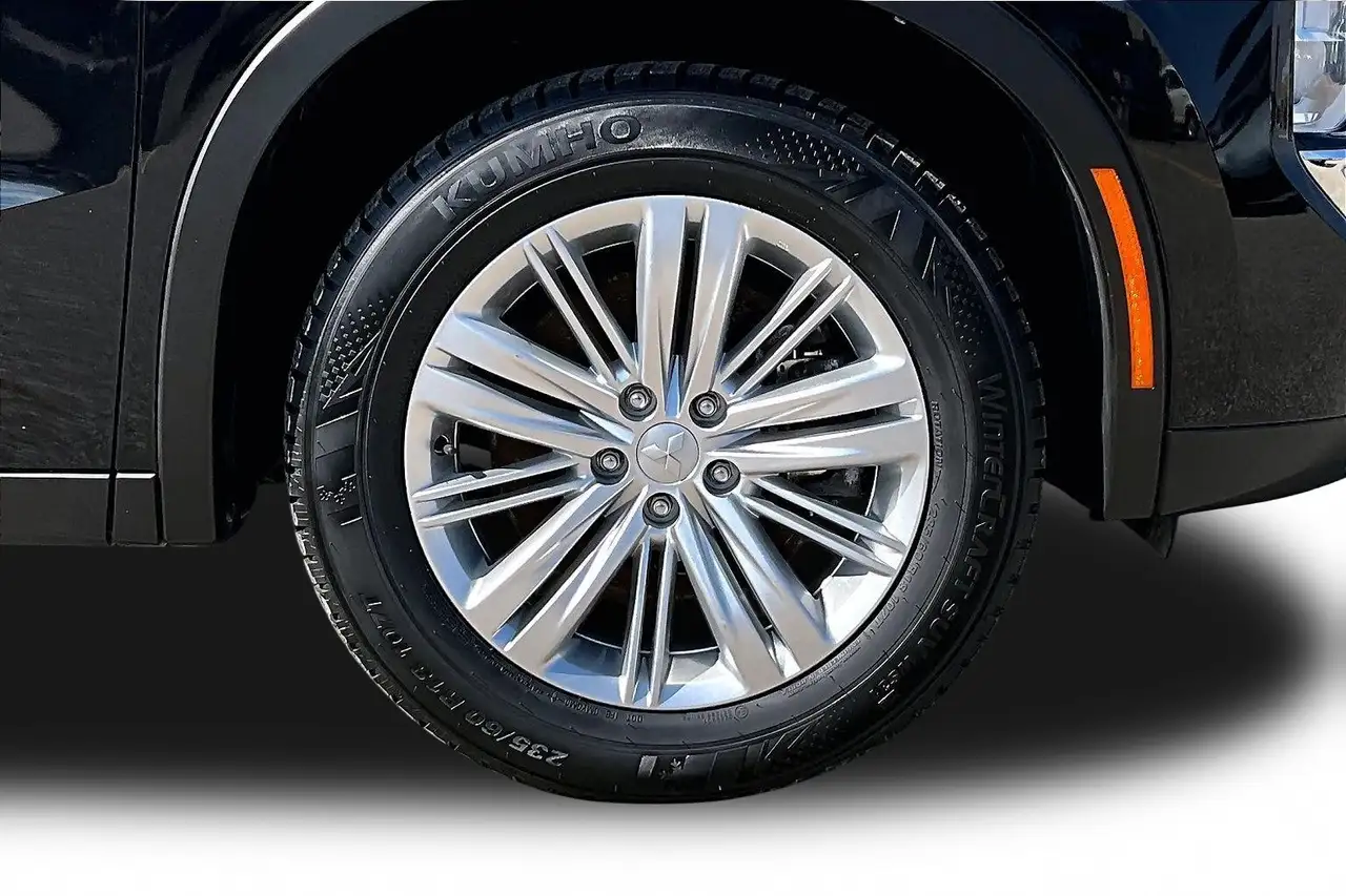 Mitsubishi Outlander снимка Mitsubishi Outlander