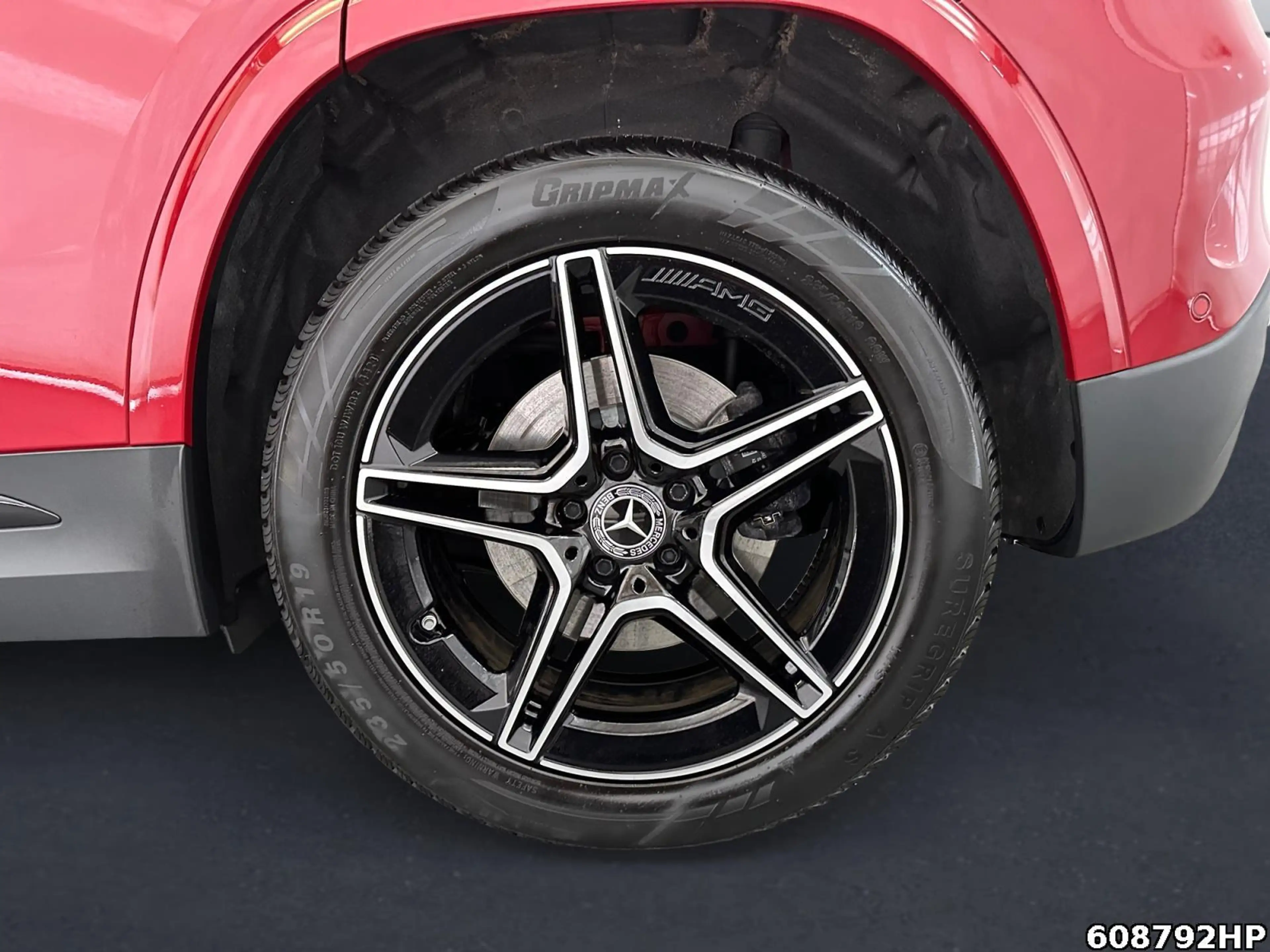 Mercedes-Benz GLA 250 e AMG Pano Burmester Distronic AHK Memor — photo 5