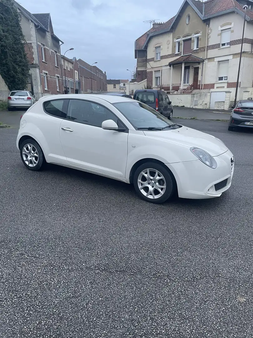 Alfa Romeo MiTo 1.4 MPI 78 Start & Stop Distinctive - 2