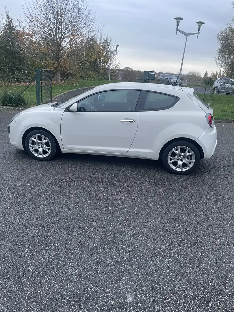 Alfa Romeo MiTo 1.4 MPI 78 Start & Stop Distinctive - 1