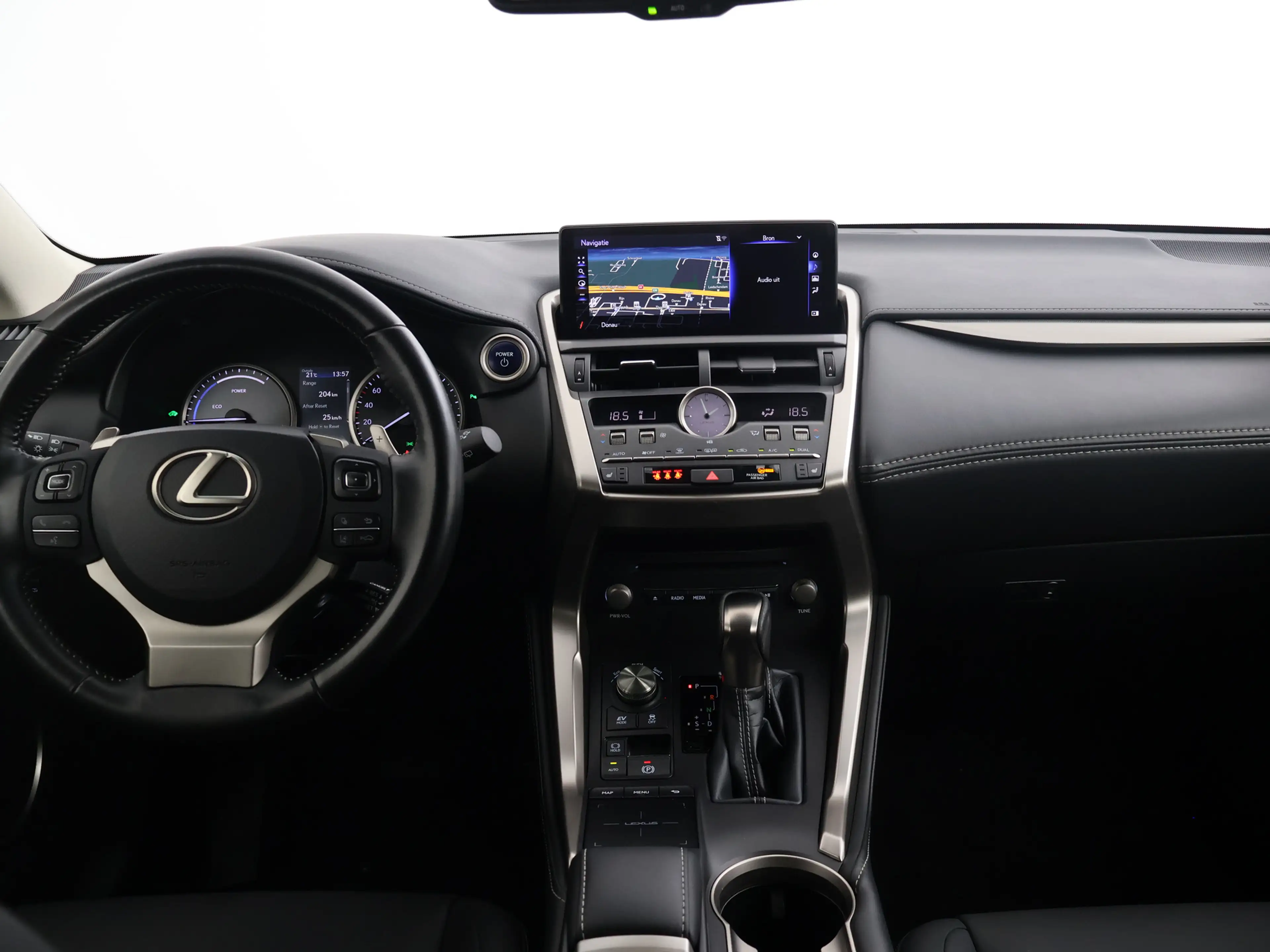 Lexus NX 300h AWD Luxury Line | Dealeronderhouden | Premium uitg — photo 4