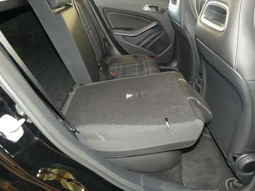 Bild 17 Mercedes-Benz CLA 200 SB, URBAN, NAVI 2016, SHZ, el. Heckklappe, Chromp.