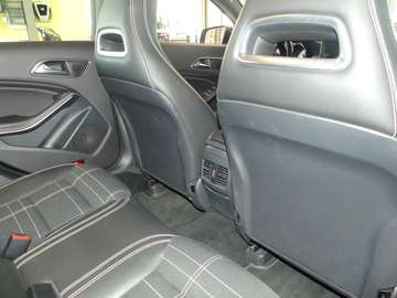 Bild 19 Mercedes-Benz CLA 200 SB, URBAN, NAVI 2016, SHZ, el. Heckklappe, Chromp.