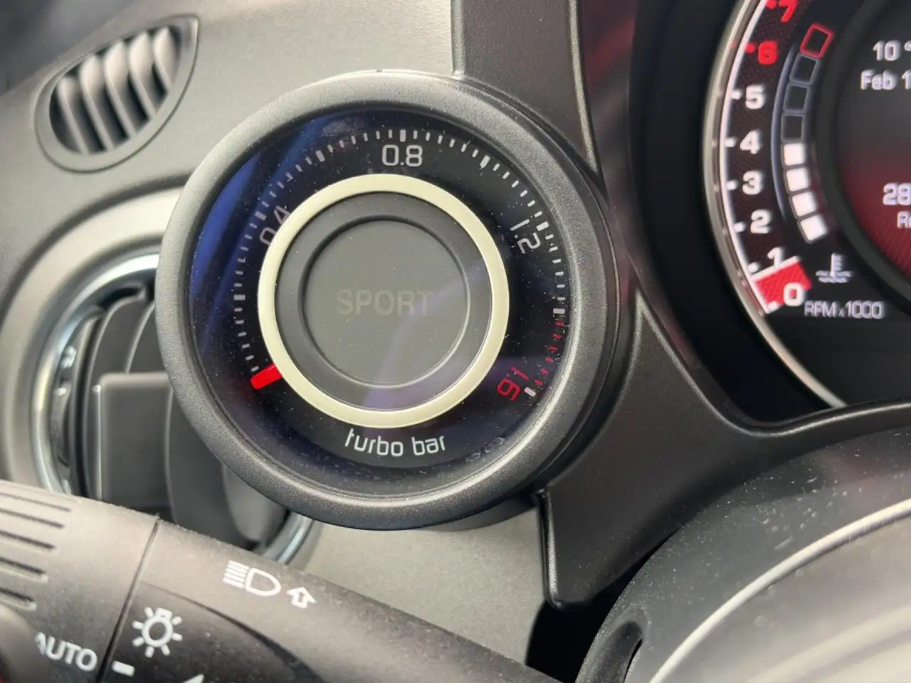 Fiat 500 Abarth 595 Klima Xenon Einparkhilfe Fenster el. 10