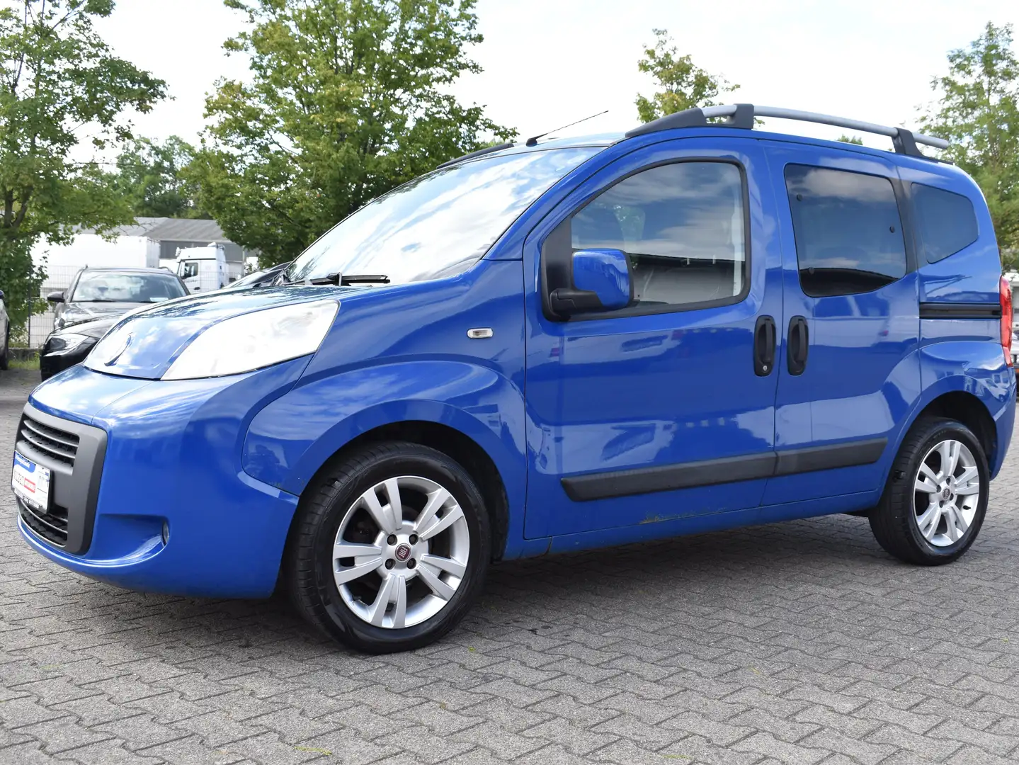 Fiat Qubo MyLife *HU-NEU*INSP-NEU* Bleu - 1