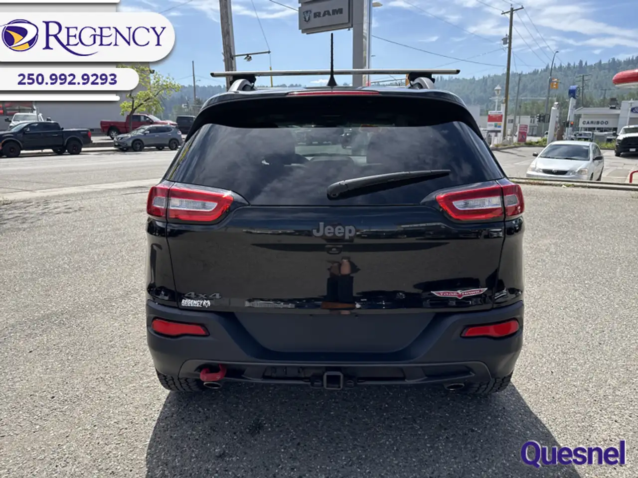 Jeep Cherokee снимка Jeep Cherokee