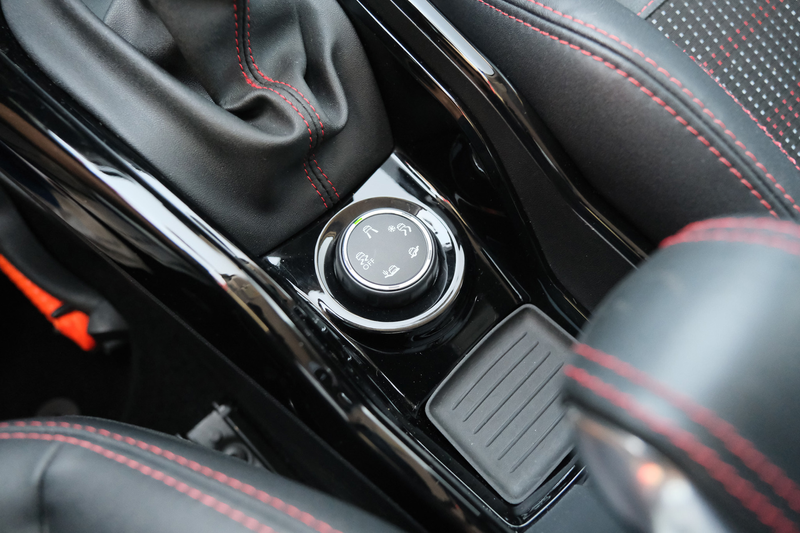 Peugeot 2008 1.2 PureTech GT-line — photo 23