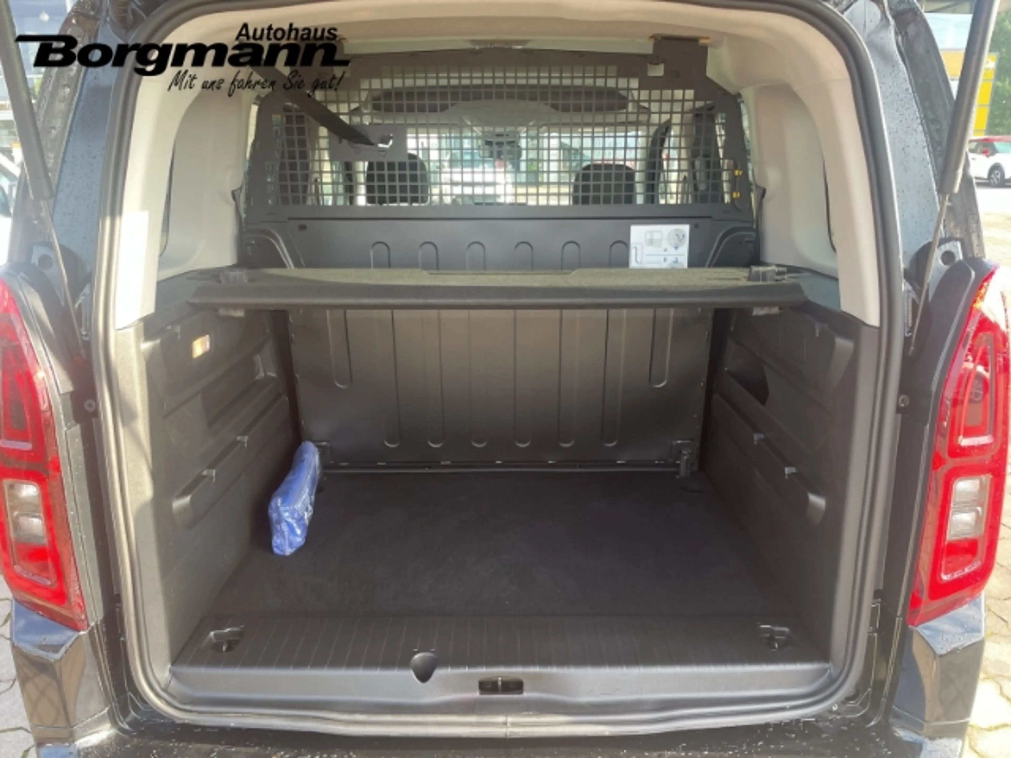 Opel Combo Life Edition 1.5 Rückfahrkamera - Apple CarPlay - Lenkr — photo 7